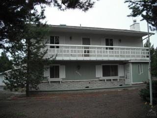 54847 Huntington Rd, Bend, OR 97707-2613