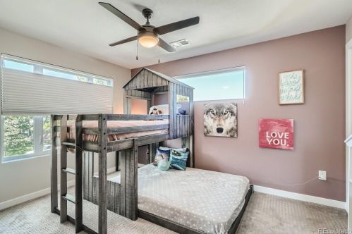 1140 Cook St, Denver CO 80205-5010 exterior