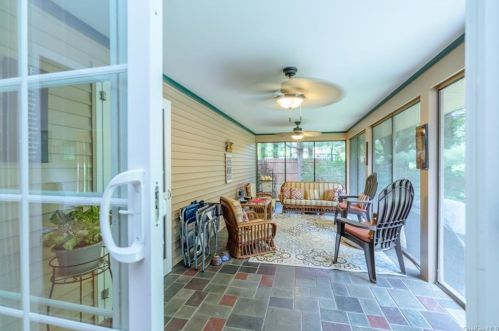 410 Old Post Rd, Marlborough NY  12542-6232 exterior