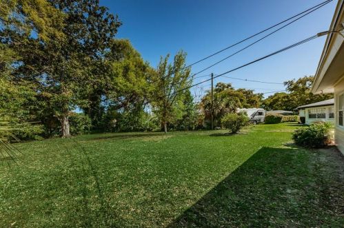 781 58th Ave, Saint Petersburg FL  33703-1601 exterior