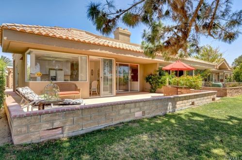 7 Pine Valley Dr, Rancho Mirage CA  92270-1606 exterior