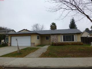 5134 Willis Ave, Fresno, CA 93722-9771