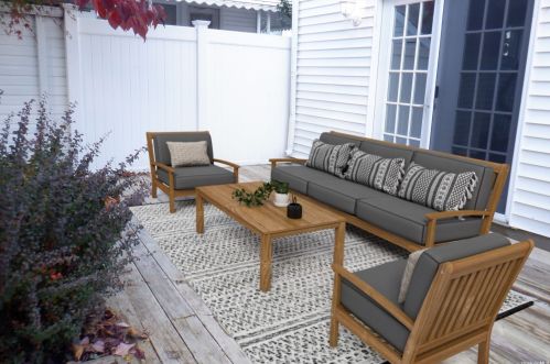 118 Barwick St, Floral Park NY  11001-1313 exterior