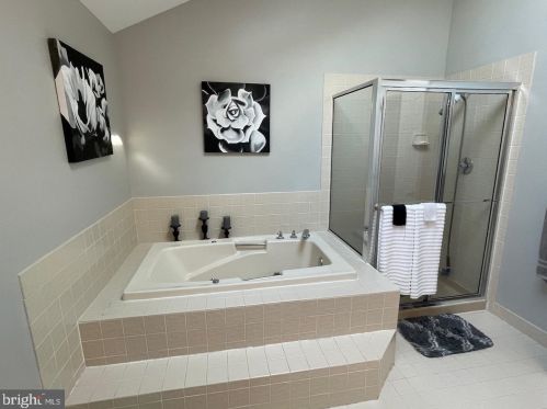 1567 Potter Dr, Pottstown PA 19464-2978 exterior