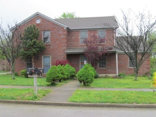 711 Candlewood Dr, Berea, KY 40403-9599