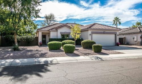 2073 Hawken Way, Chandler, AZ 85286-6107