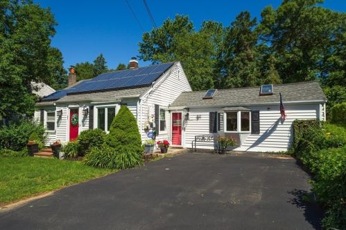 27 Spring St, Holbrook, MA 02343-2016