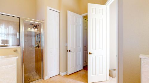 466 Dover Ct, Fort Pierce FL  34983-3414 exterior