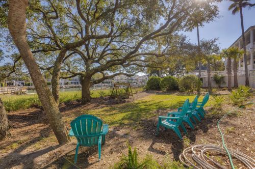 55 Waterway Island Dr, Isle Of Palms SC  29451-2728 exterior