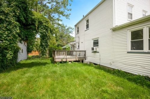 219 Holland Rd, South Orange NJ  07079-2713 exterior