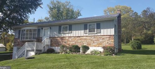 10665 Licking Creek Rd, East Salem, PA 17059-7258