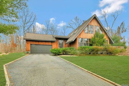 7 Woodville Rd, Shoreham, NY 11786-1334