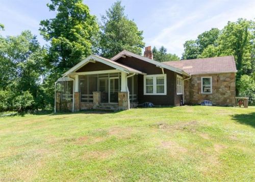 11920 Fitzwater Rd, Cleveland, OH 44141-1154