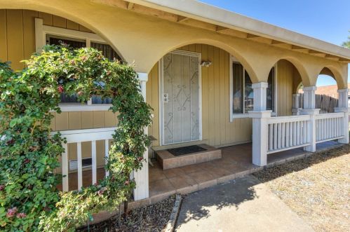 4057 Karl Dr, North Highlands, CA 95660-4553