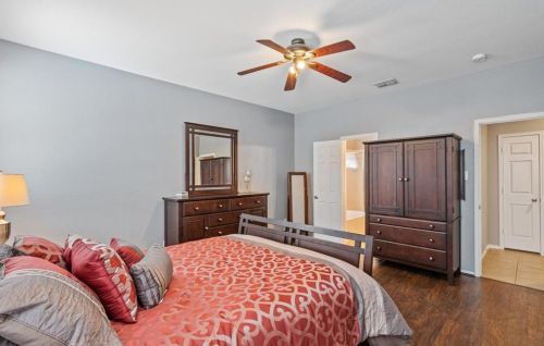 6001 Sun Ray Dr, Denton TX  76208-6823 exterior