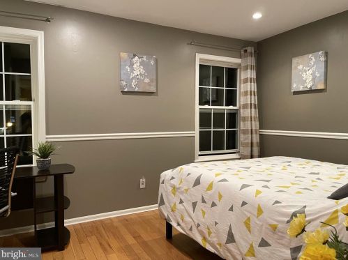 15 Trumbull Ct, Princeton NJ  08540-7060 exterior