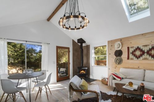 328 Topanga Canyon Blvd, Topanga CA  90290-3838 exterior