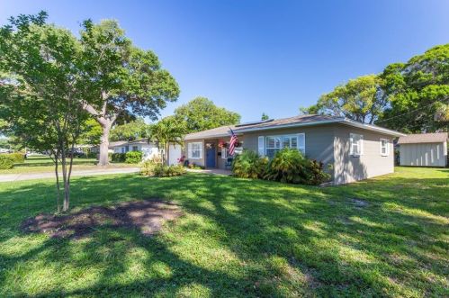 3831 29th Ave, Saint Petersburg, FL 33711-3729
