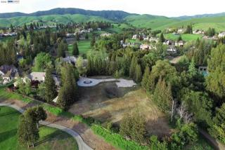 41 Deer Creek Ln, Danville, CA 94506-6054