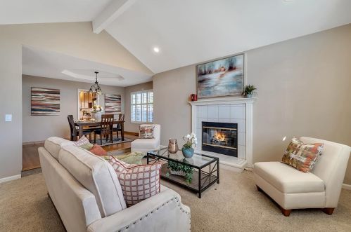 17985 Del Monte Ave, Morgan Hill, CA 95037-3546
