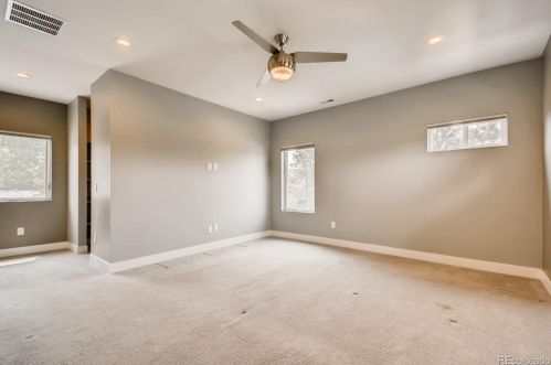 2111 Franklin St, Denver CO 80205-3905 exterior