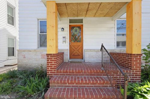 310 Orange St, Lees Cross Roads, PA 17257-2008