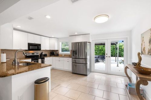 413 Philadelphia Dr, Jupiter FL  33458-4245 exterior