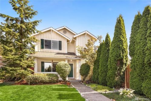 9012 229 Pl, Redmond WA  98053-2067 exterior