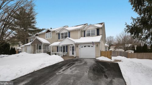 145 Timber Rd, Southampton, PA 18966-2830