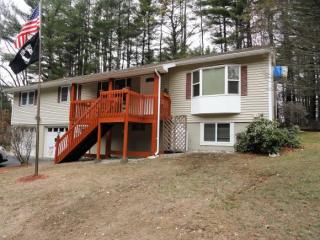 12 Goamko Dr, Winchester, NH 03470-2500