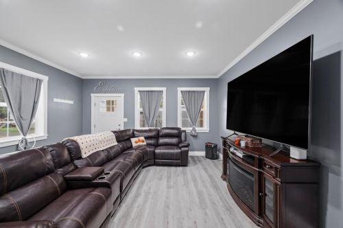 3364 Spring Garden Rd, Pittsburgh PA  15212-1254 exterior