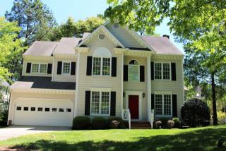 106 Southbank Dr, Cary, NC 27518-9759