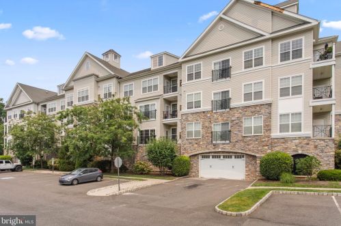 2207 Lydia Hollow Dr, Glen Mills PA  19342-1064 exterior