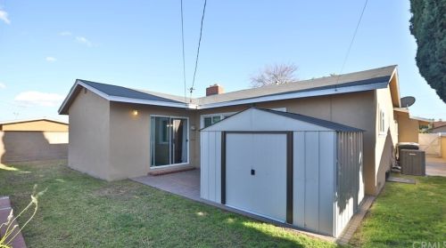 1825 Diana Ave, Anaheim CA  92805-5422 exterior