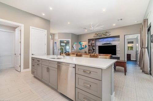 2402 50 St, Cape Coral FL  33914-6792 exterior