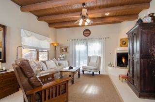 1569 Corte La Canada, Santa Fe NM  87501-5809 exterior