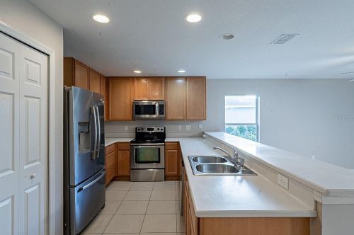 100 Mulberry Branch Ct, Daytona Beach, FL 32124-3653