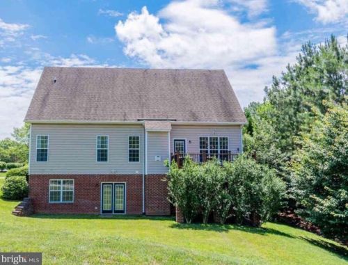 71 Branch Ln, Gordonsville, VA 22942-6942