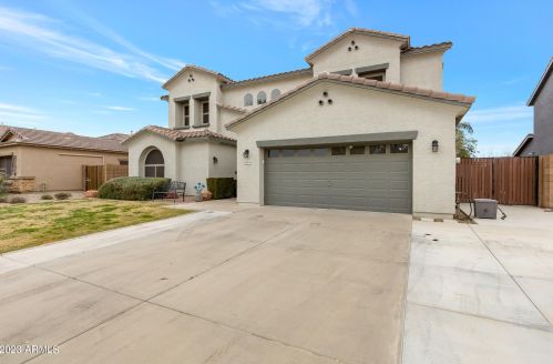 6724 Opal Dr, Chandler, AZ 85249-7218