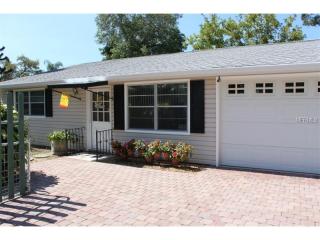 6920 Avenue A, Sarasota, FL 34231-4709