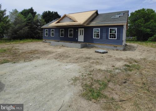 4 Country Ln, Lewes, DE 19958-9650