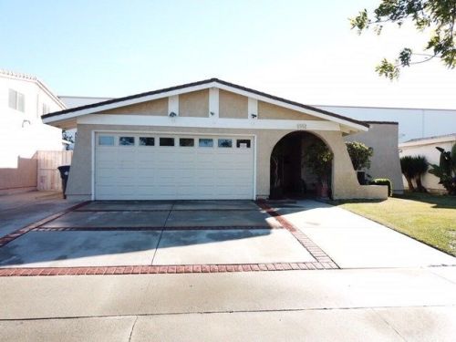 1552 Cyrene Dr, Long Beach, CA 90746-3102