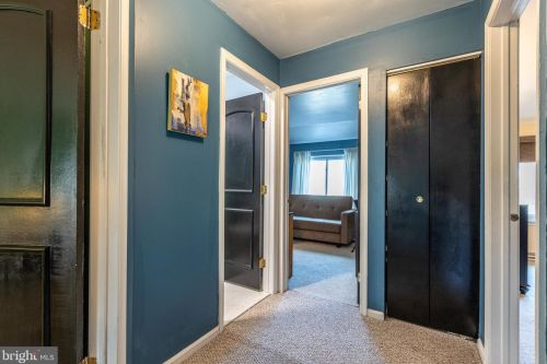 215 Grn Blade Dr, Dover DE  19904-2643 exterior