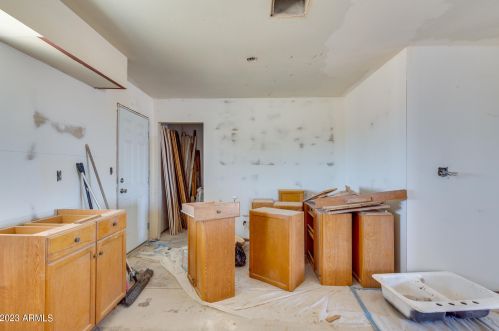 36448 Buckeye Rd, Tonopah AZ  85354-7395 exterior