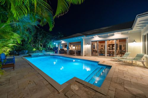 1215 Crestwood Dr, Delray Beach FL  33483-7211 exterior