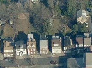 137 Chestnut St, Pottstown, PA 19464-5407