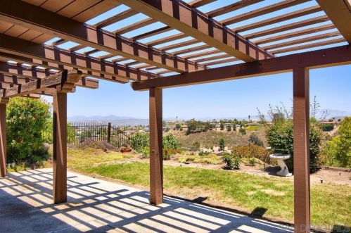 1201 Rippey St, El Cajon CA  92020-1741 exterior