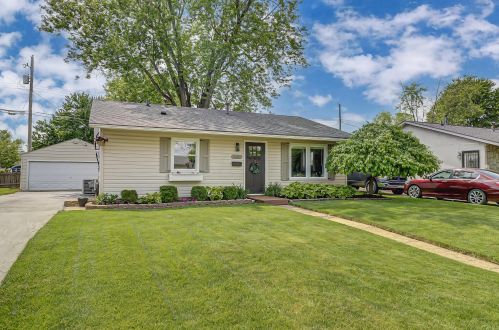 121 Saratoga Dr, Johnstown, OH 43031-1141