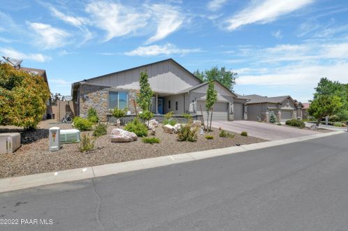 1548 Bainbridge Ln, Chino Valley, AZ 86323-5820
