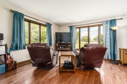 1320 Old Springfield Rd, London OH  43140-9202 exterior